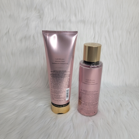 Victoria's Secret Velvet Petals Mist & Lotion Set. - Picture 2 of 3